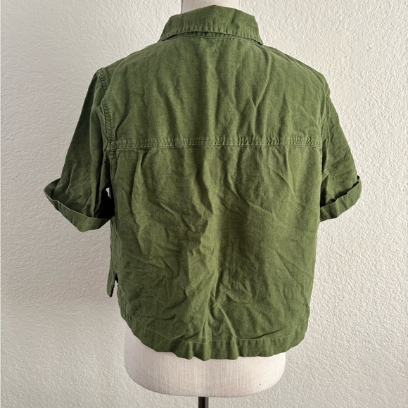 Universal Thread Green Button-Down Shirt - Picture 5 of 10